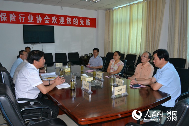 河南省高院研究室领导调研山阳区社会法庭工作