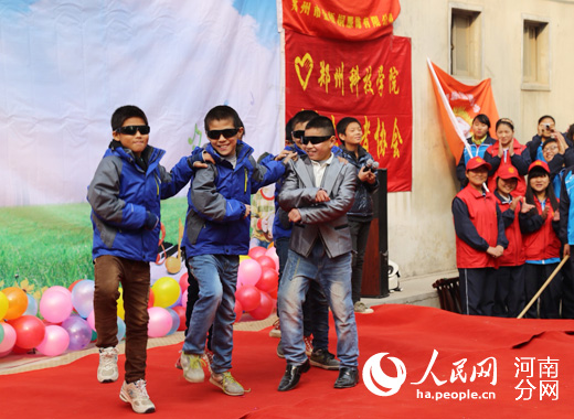 爱满郑州马沟民族儿童福利院 让孩子感受家的