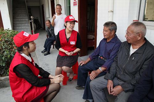 福安市供电公司开展重阳节敬老活动