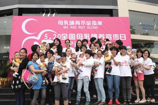 郑州市儿童医院让住院(无陪)小婴儿吃上母乳