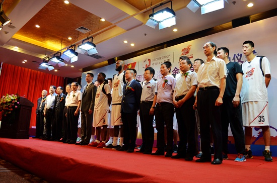 洛阳中赫集团篮球队2016赛季启动仪式圆满举