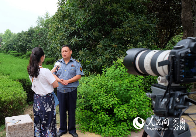 开封市道路运输管理局副局长 姚天珂接受采访