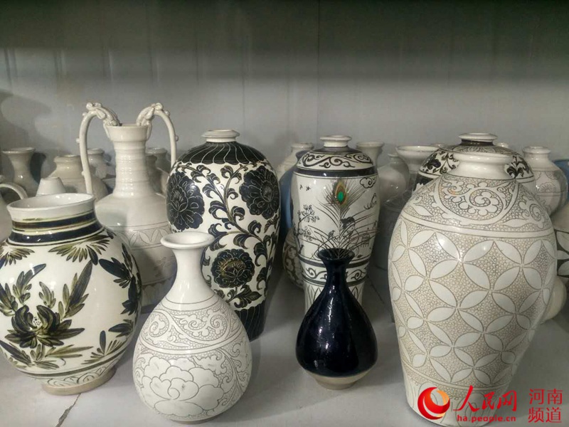 首届中国密瓷文化论坛在新密举办 为期三天