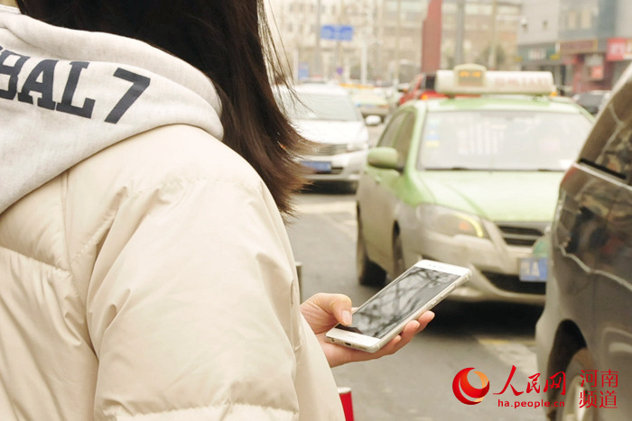 郑州打造网约车 正规军 从业资格证开始申领