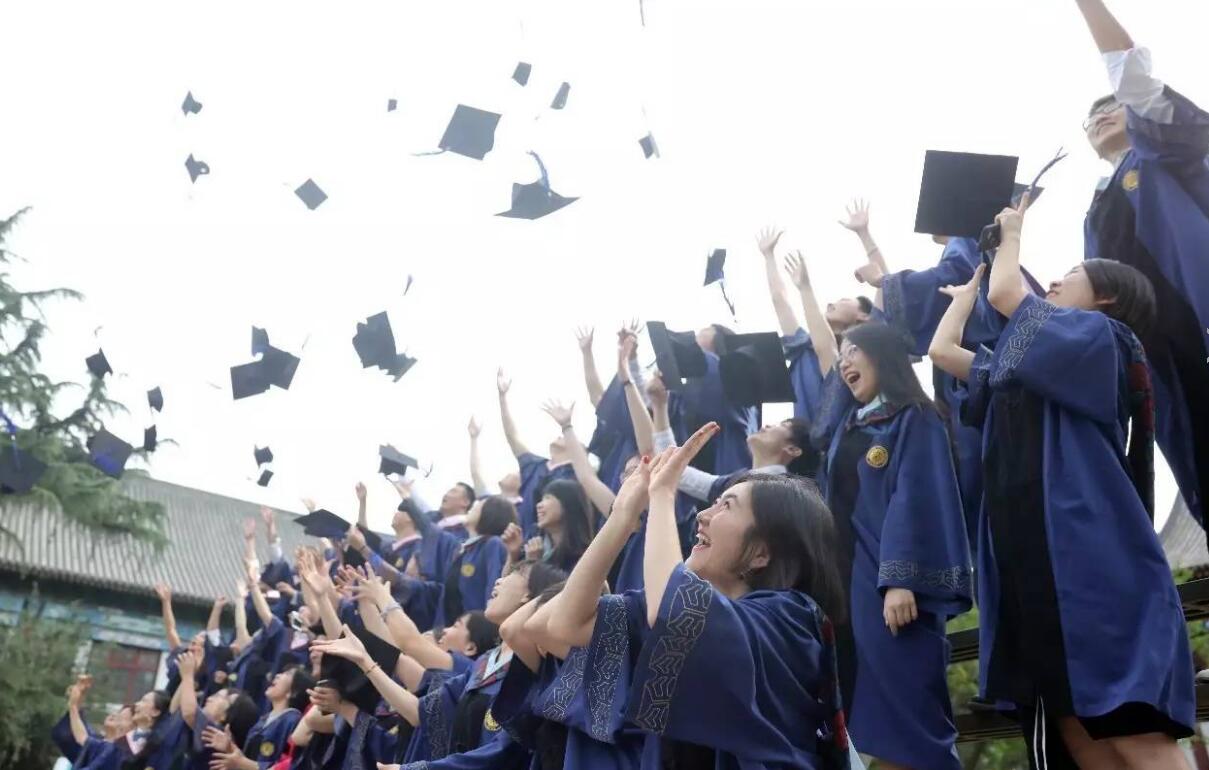 2018屆全國普通高校畢業生人數再創新高 預計達到820萬人
