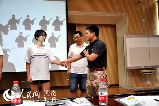 教育部出国留学行前培训在郑州大学举行