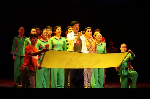 渑池县《大山的儿子》亮相第八届黄河戏剧大赛 市民：演得真好！