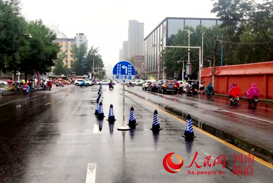 好消息！郑州增设“潮汐车道” 提高通行效率