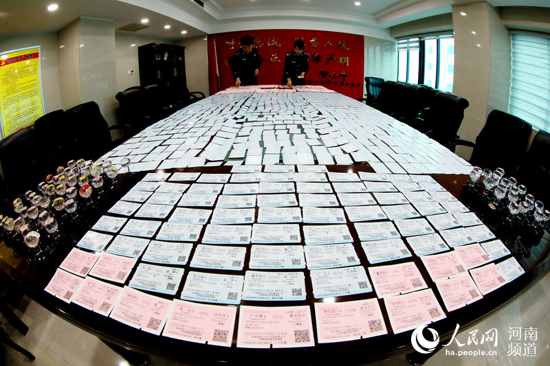 给力！郑州警方查获各类假票3.6万张 连端四个制假票窝点