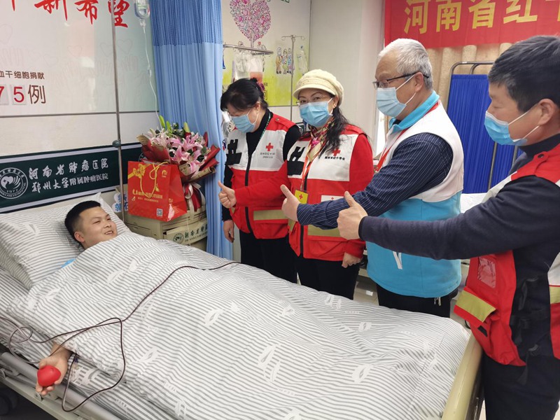 点赞“火焰蓝”！郑州市消防救援队伍首例捐献造血干细胞