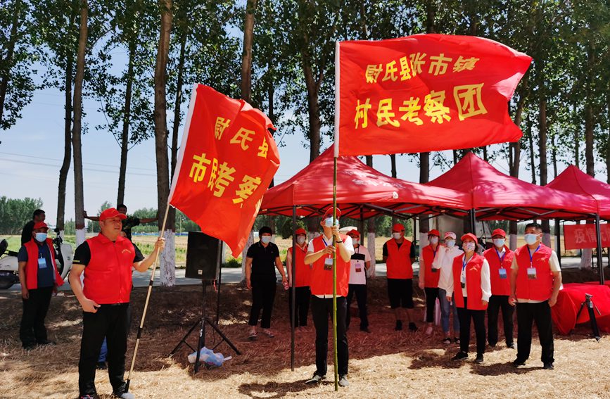 高标准农田“看”丰收。孙俊旗摄