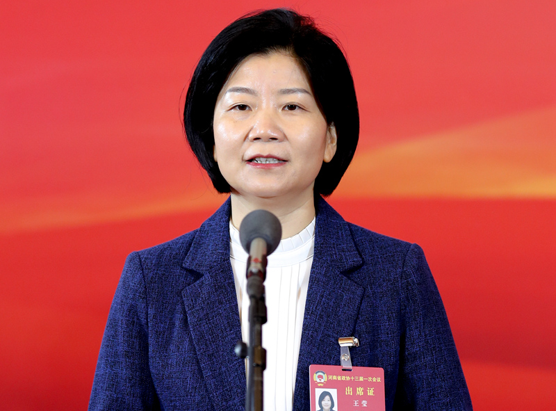 河南省政协委员、省生态环境厅副厅长王莹。