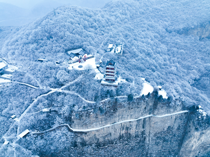 雲台山景區現雲海霧凇景觀。徐萌毅攝