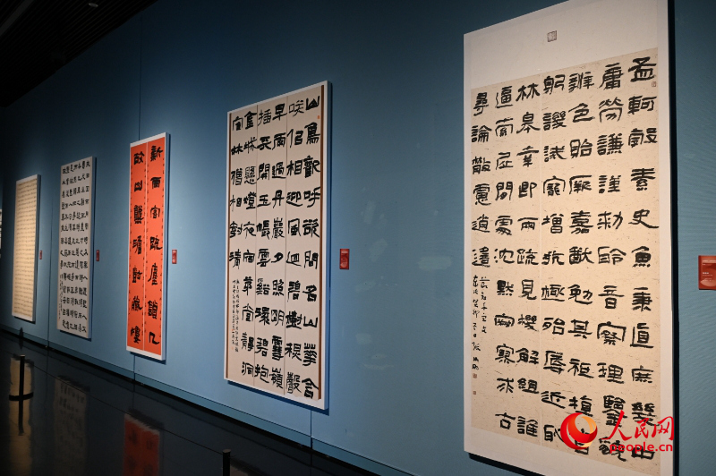 全国第十三届书法篆刻展览（河南展区）开展。人民网记者 王玉兴摄