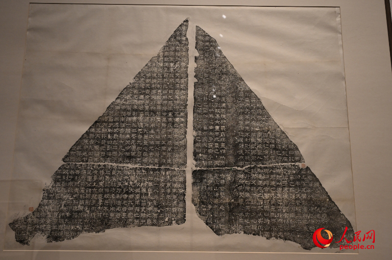 全国第十三届书法篆刻展览（河南展区）开展。人民网记者 王玉兴摄