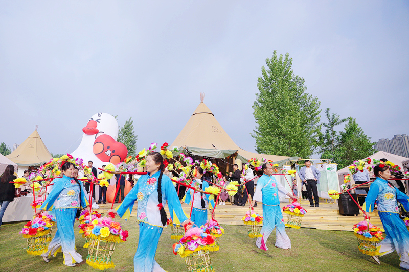 信陽茶文化節活動現場。活動方供圖