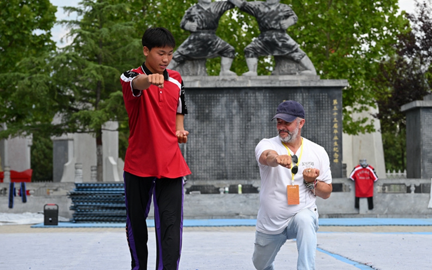 “大美河南，中！”