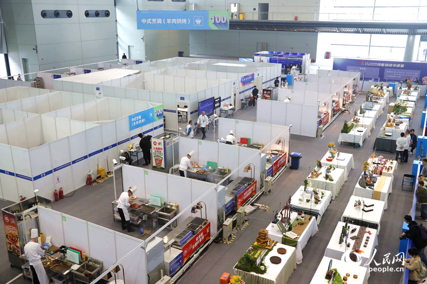 中式烹調比賽現場。人民網記者 慎志遠攝