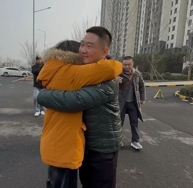 从 “血脉相救” 到 “当面致谢” 一场跨越六年的生命团聚