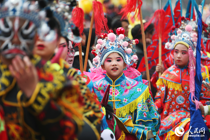 古会现场。人民网记者 霍亚平摄