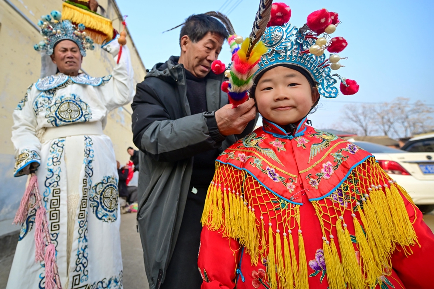 舊縣背裝。趙明辰攝
