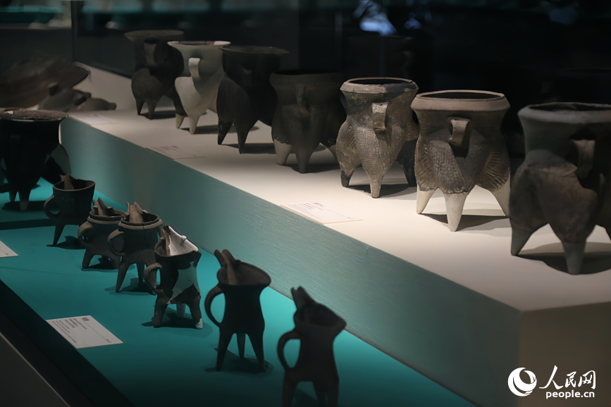 郑州殷商遗址博物馆展出的物品。人民网记者 霍亚平摄
