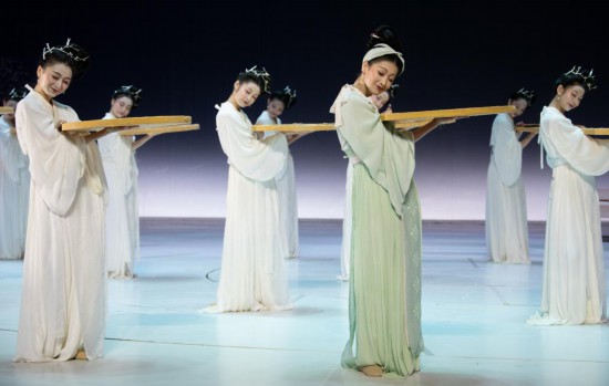 舞蹈诗剧《只此青绿》在北京连演18场